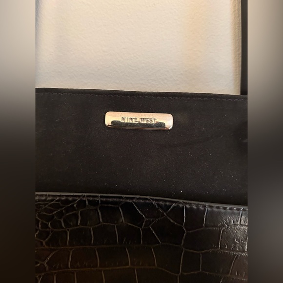 Black Nine West Snakeskin Purse - Picture 2 of 4